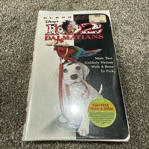 Disney's 102 Dalmatians VHS new sealed with watermark